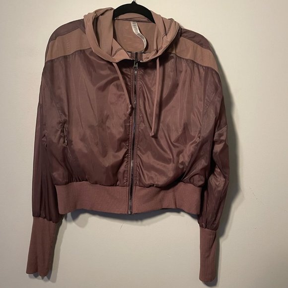 Alo Yoga Running Jacket Double Layer Size Small in Raisin - Picture 3 of 16